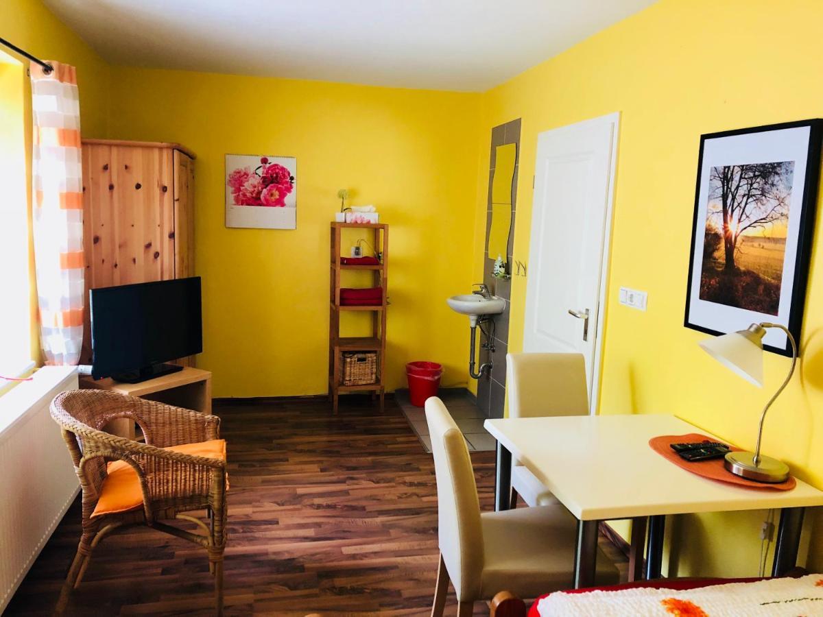 Gaestehaus Kerle ドッセンハイム エクステリア 写真