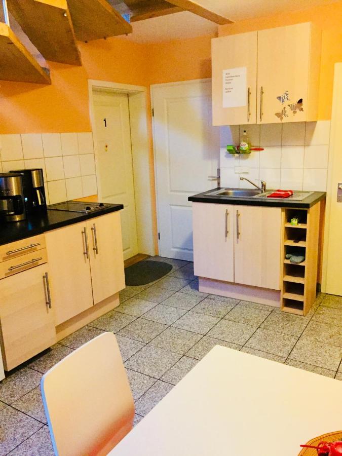 Gaestehaus Kerle ドッセンハイム エクステリア 写真